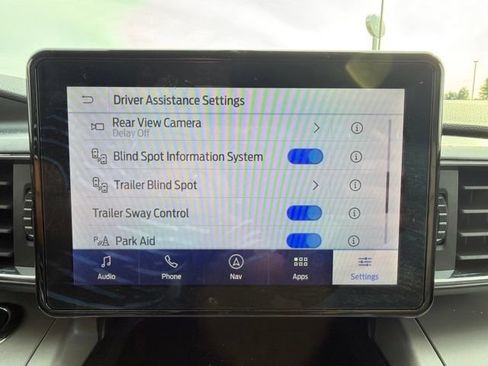 Used 2024 Ford Explorer XLT w/ Equipment Group 202A AWD/4WD image 44