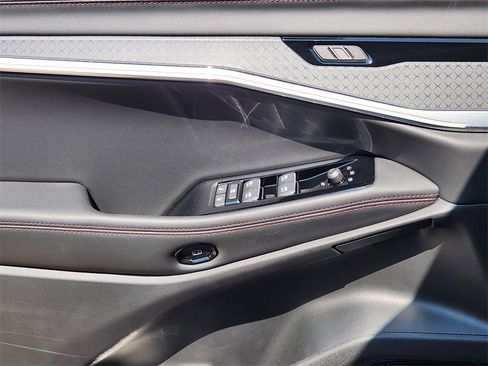 New 2025 Jeep Wagoneer S Limited image 15