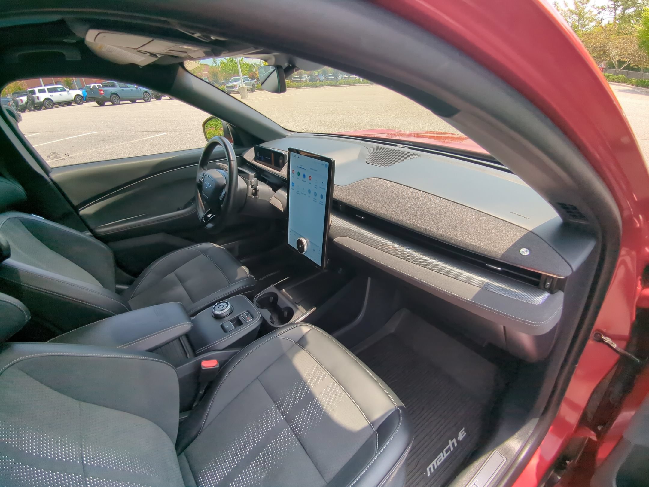 Used 2023 Ford Mustang Mach-E GT w/ GT Performance Edition AWD/4WD image 28