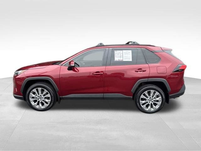Used 2024 Toyota RAV4 XLE Premium FWD image 2