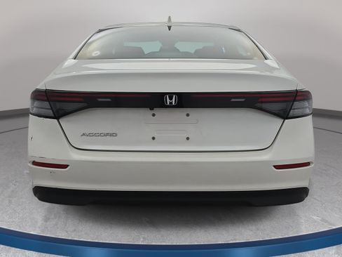 Used 2023 Honda Accord LX image 6