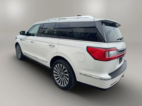 Used 2018 Lincoln Navigator Reserve w/ Technology Package AWD/4WD image 8