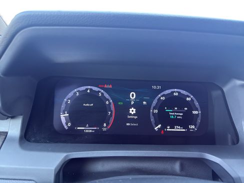 Used 2024 Toyota Tacoma Limited w/ Limited Package (LT) AWD/4WD image 15