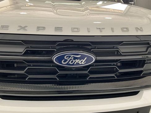 Used 2025 Ford Expedition Max Active image 27