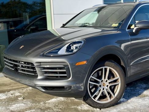 Used 2023 Porsche Cayenne image 7