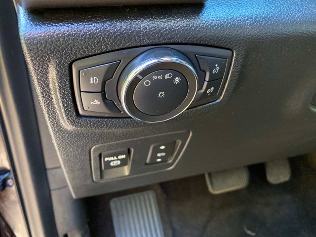 Used 2020 Ford F150 XLT w/ Equipment Group 302A Luxury AWD/4WD image 15