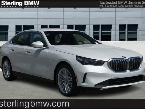 New 2025 BMW 530i image 1