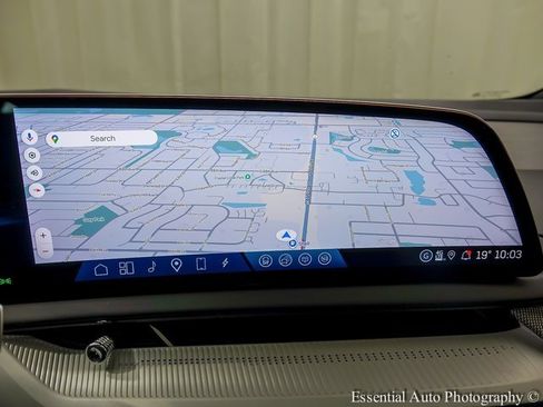 New 2026 Cadillac Optiq Luxury 2 image 15