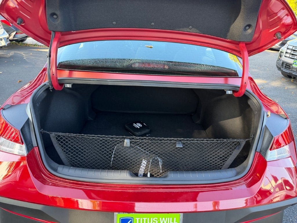 Certified 2025 Hyundai Elantra Sport FWD image 23