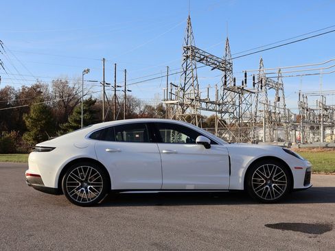 New 2026 Porsche Panamera image 9