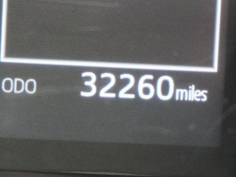 Certified 2023 Toyota Camry SE image 9