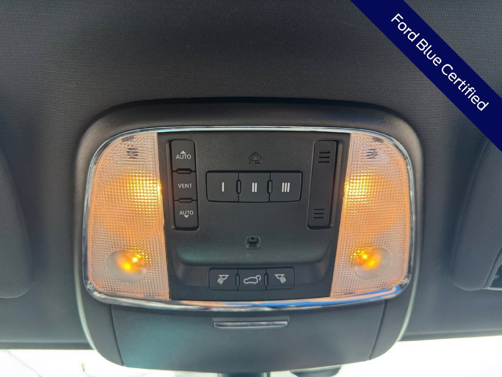 Used 2020 Jeep Grand Cherokee Altitude AWD/4WD image 28