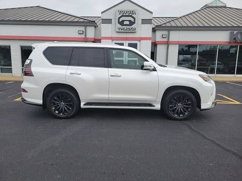 Used 2023 Lexus GX 460 Luxury w/ Sport Design Package AWD/4WD image 8
