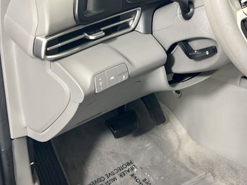 Used 2023 Hyundai Elantra SEL image 10