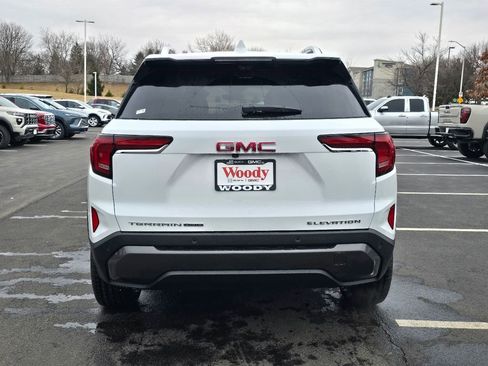 New 2026 GMC Terrain Elevation w/ Elevation Premium Package AWD/4WD image 9