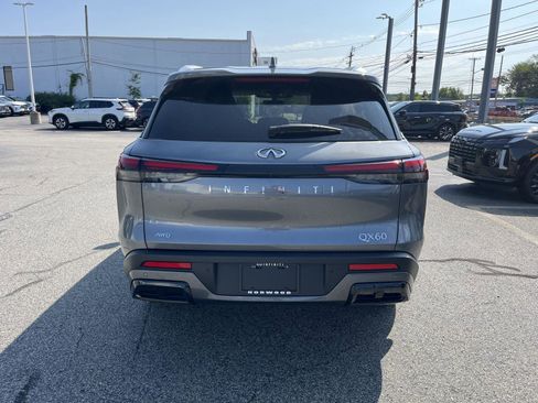 Certified 2025 INFINITI QX60 Luxe image 4