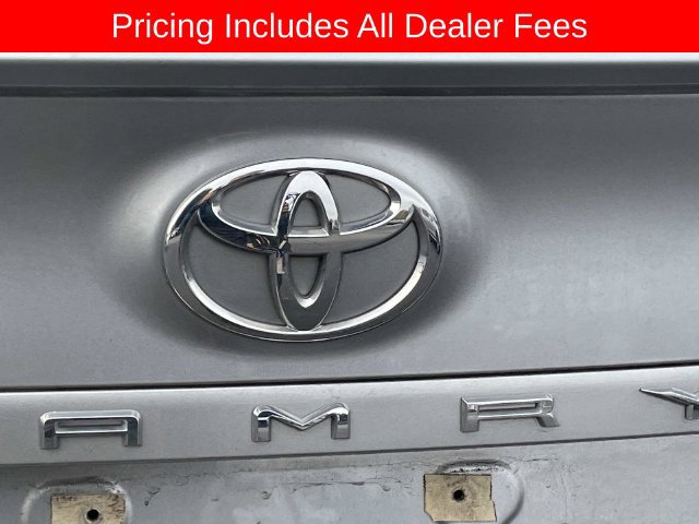 Used 2024 Toyota Camry SE w/ Convenience Package FWD image 6