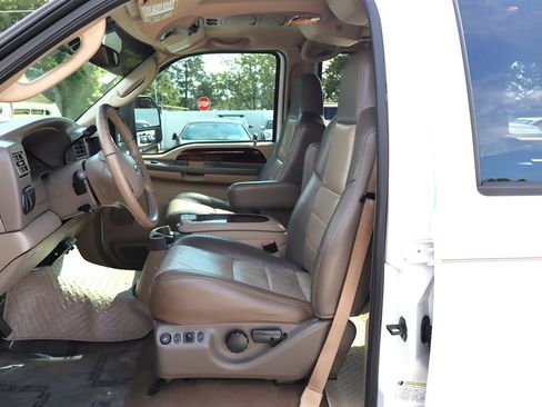 Used 2004 Ford Excursion Eddie Bauer AWD/4WD image 22