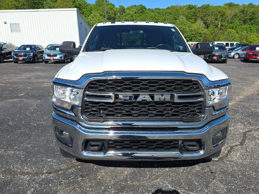 Used 2021 RAM 3500 Tradesman w/ Chrome Appearance Group AWD/4WD image 3