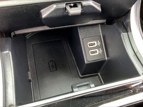 Used 2020 Ford Edge Titanium w/ Equipment Group 301A FWD image 32