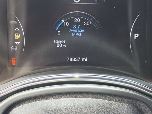 Used 2020 Jeep Grand Cherokee Altitude AWD/4WD image 34