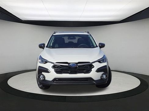 Used 2024 Subaru Crosstrek 2.5i Limited image 2