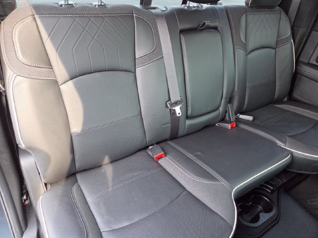 Used 2025 RAM 2500 Limited AWD/4WD image 23