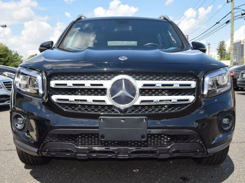 Used 2022 Mercedes-Benz GLB 250 4MATIC w/ Premium Package Lite image 8