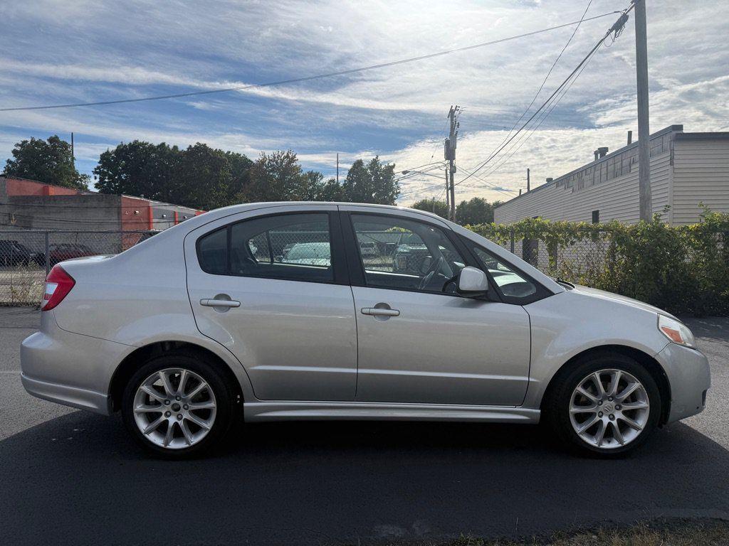 Used 2008 Suzuki SX4 Sedan FWD image 6