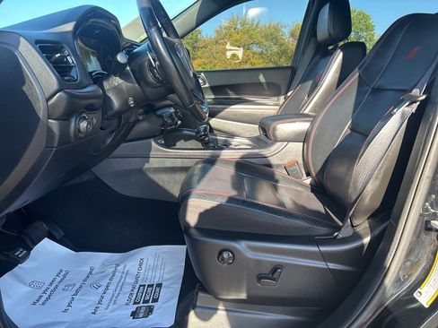 Used 2023 Dodge Durango GT image 11