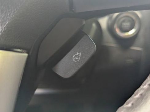 Used 2017 Subaru Forester 2.5i Touring AWD/4WD image 29