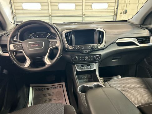 Used 2023 GMC Terrain SLE w/ Driver Convenience Package AWD/4WD image 4