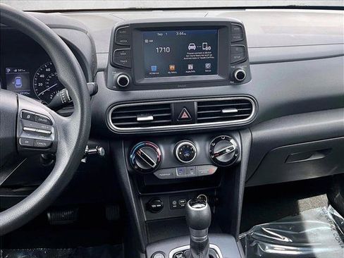 Used 2018 Hyundai Kona SE FWD image 8