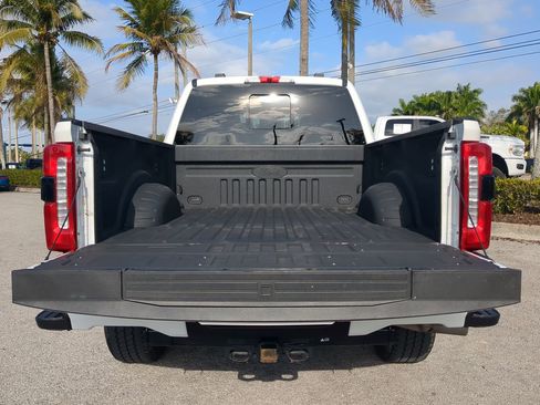 Used 2024 Ford F250 Lariat w/ Lariat Ultimate Package image 13