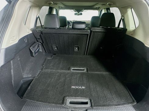 Used 2023 Nissan Rogue SL AWD/4WD image 27