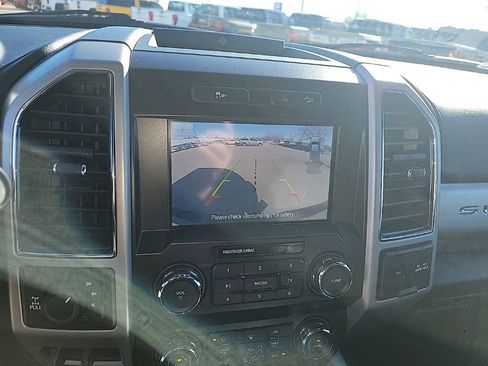 Used 2021 Ford F250 Lariat w/ Chrome Package image 30