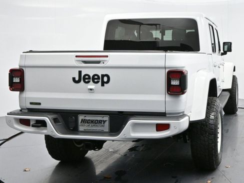 Used 2022 Jeep Gladiator Overland image 6