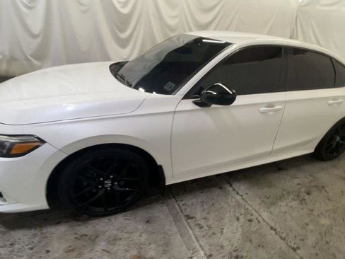 Certified 2024 Honda Civic Sport image 4