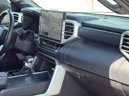 Used 2024 Toyota Tundra Platinum image 32