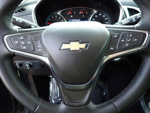 Used 2024 Chevrolet Equinox LT image 17