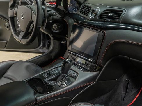 Used 2018 Maserati GranTurismo Sport RWD image 46