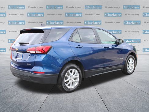 Used 2022 Chevrolet Equinox LS w/ LS Convenience Package FWD image 6