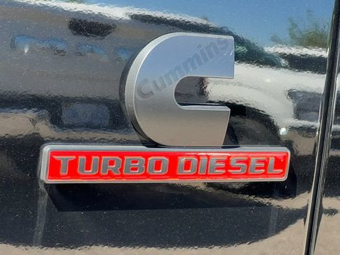 Used 2025 RAM 3500 Laramie AWD/4WD image 2