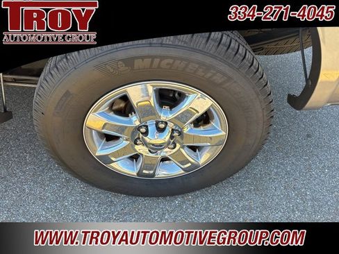 Used 2014 Ford F150 Lariat w/ Lariat Chrome Package image 9