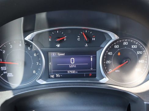 Used 2022 GMC Terrain SLE w/ Driver Convenience Package FWD image 9