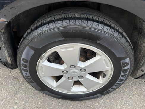 Used 2007 Chevrolet Impala LT w/ Luxury Edition Package FWD image 11