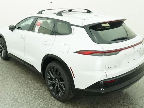 New 2026 Toyota Crown Signia image 5