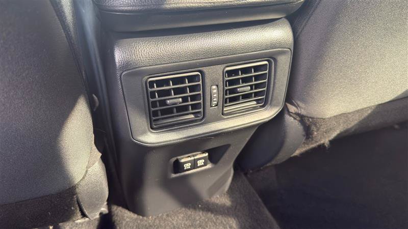 Used 2021 Toyota RAV4 XLE AWD/4WD image 23