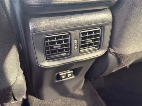 Used 2021 Toyota RAV4 XLE AWD/4WD image 23