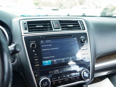 Used 2019 Subaru Outback 2.5i Touring image 20